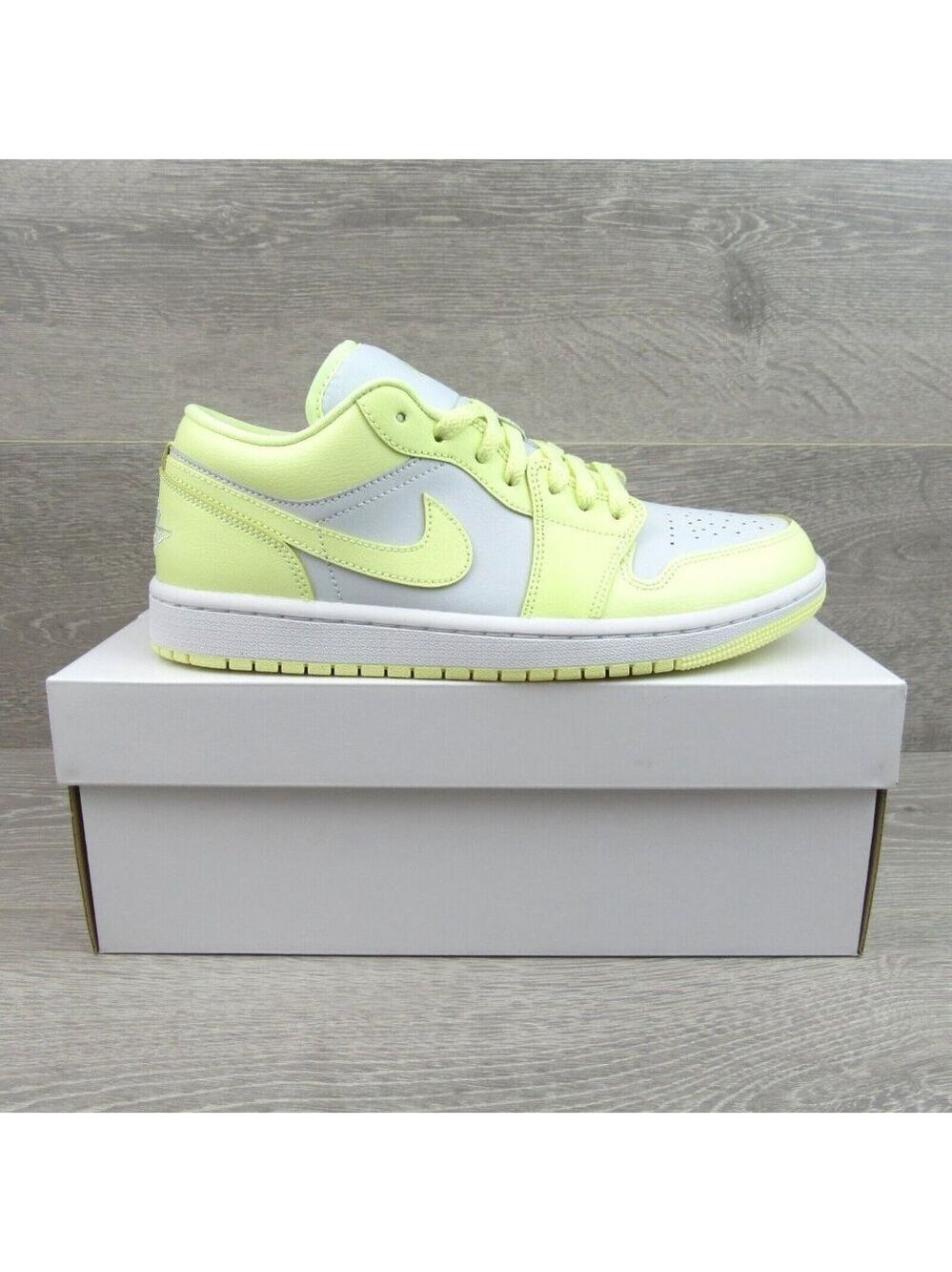 Air Jordan 1 Low Women's Size 9 Platinum White Citron Lemonade NEW - Picture 2 of 16